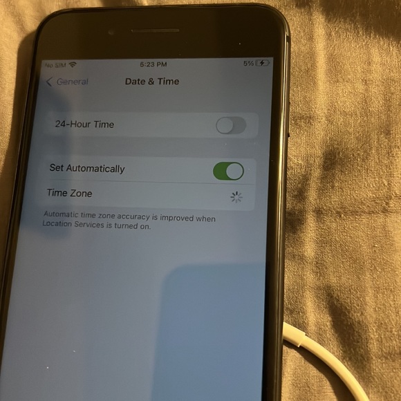 Iphone 8 Plus READ - Picture 13 of 14